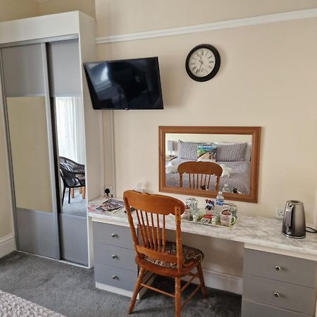 The Europa Hotell Whitby Exteriör bild